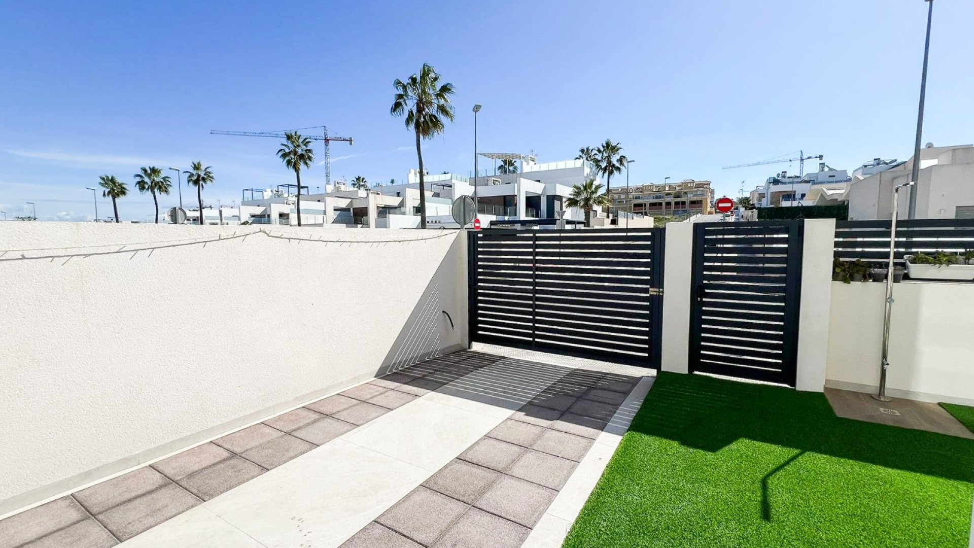 Resale - Villa -
Benijofar