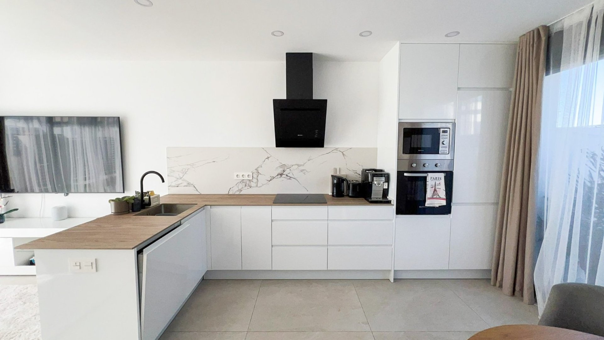 Resale - Villa -
Benijofar