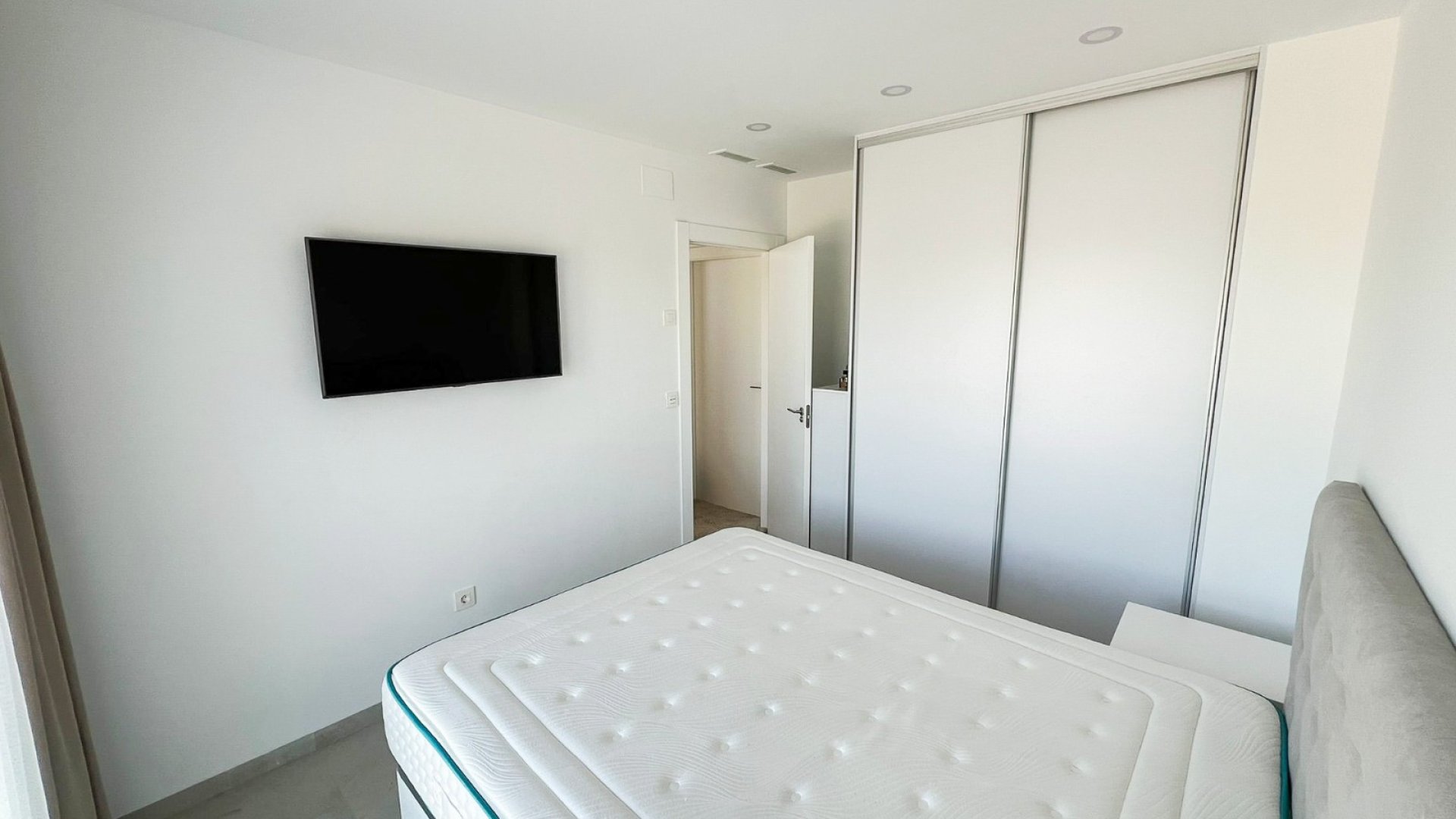 Resale - Villa -
Benijofar