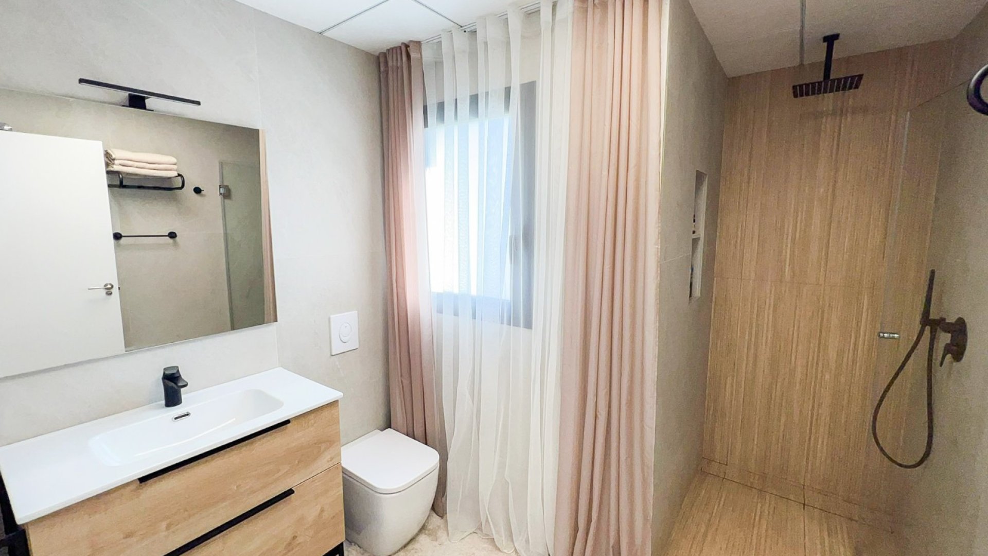 Resale - Villa -
Benijofar