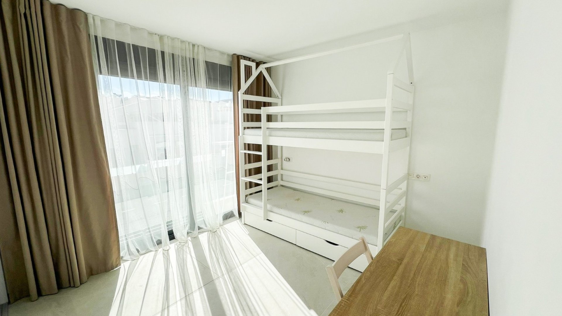 Resale - Villa -
Benijofar