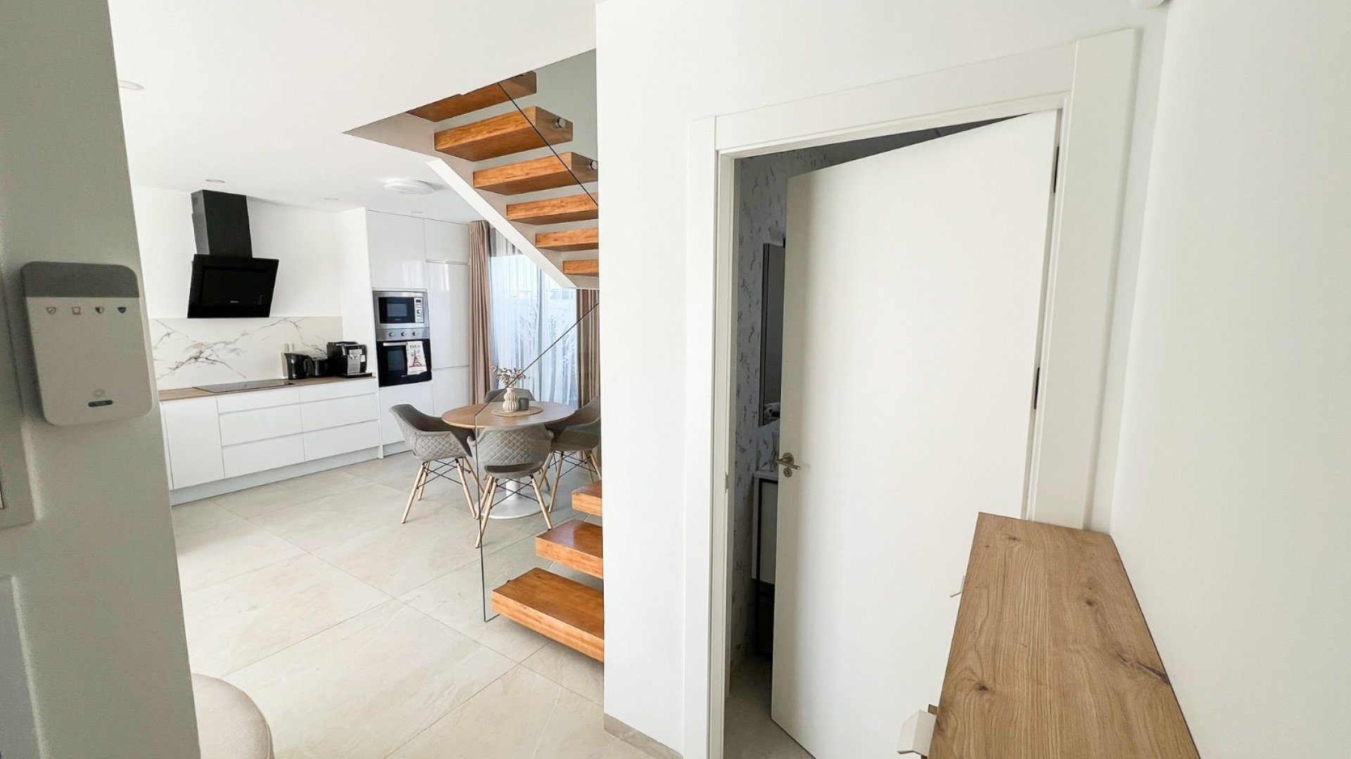 Resale - Villa -
Benijofar