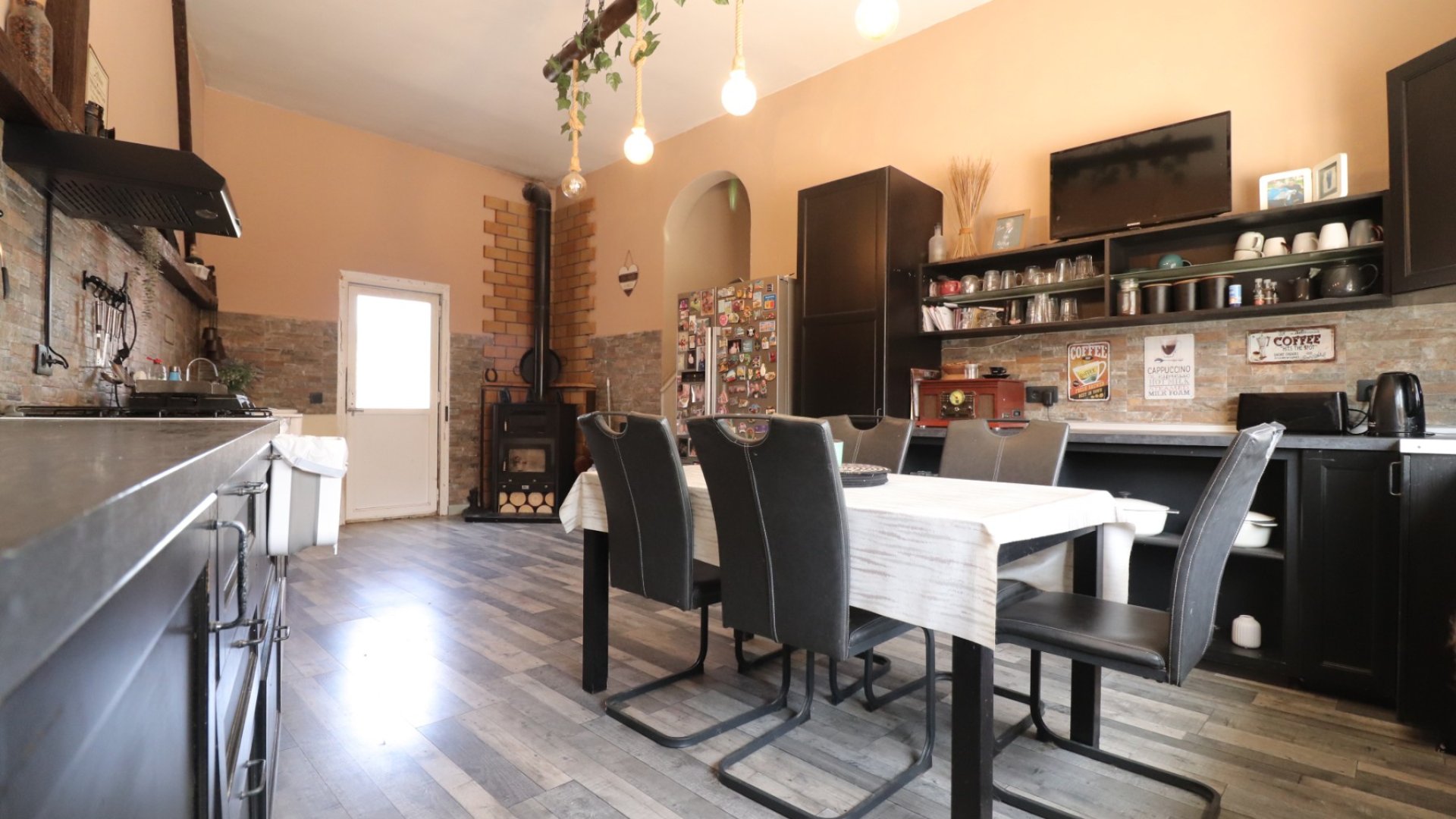 Resale - Villa -
Benijofar