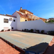 Resale - Villa -
Benijofar