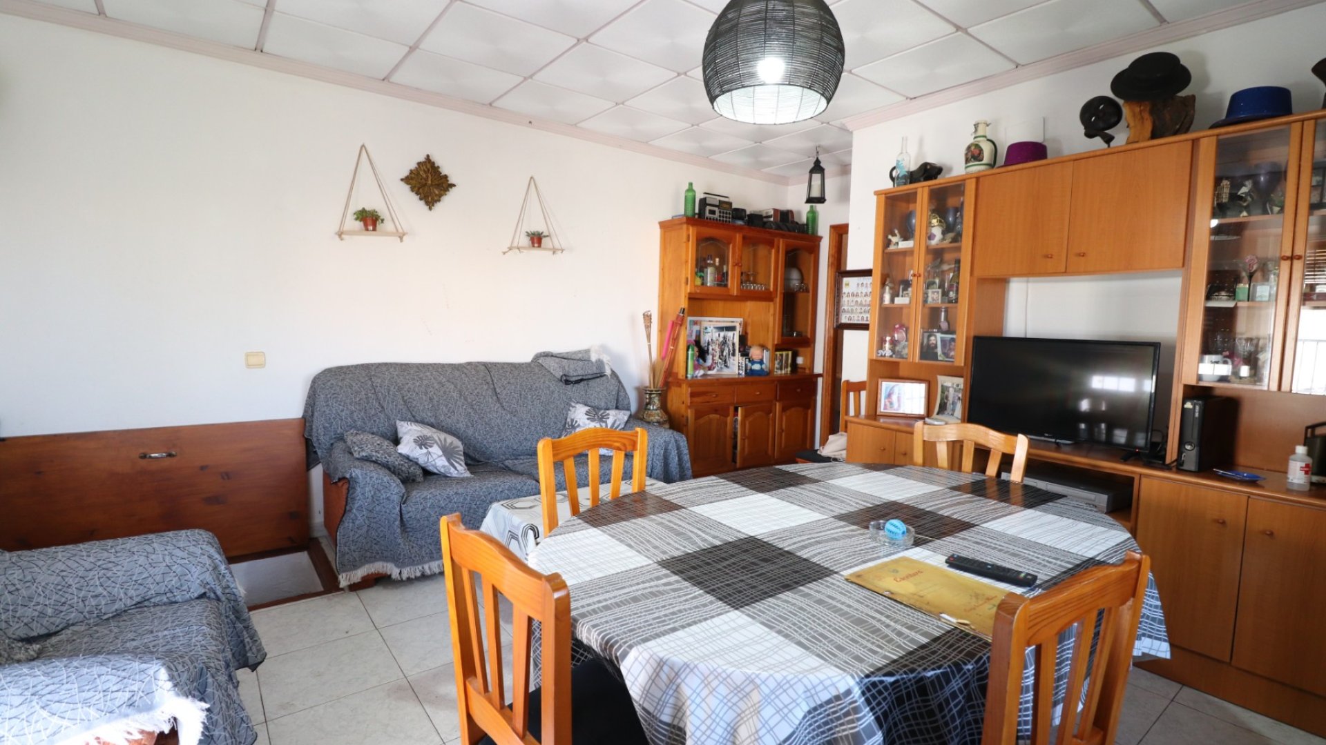 Resale - Villa -
Benijofar