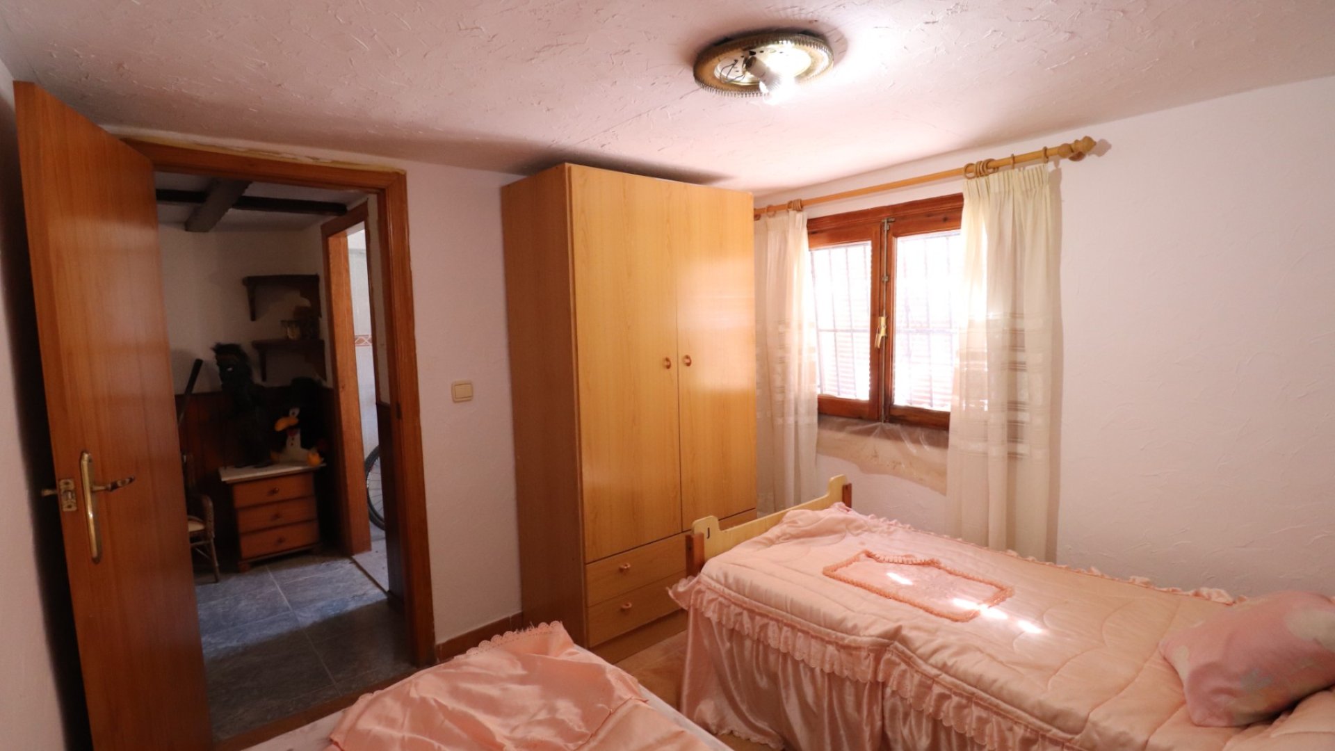 Resale - Villa -
Benijofar