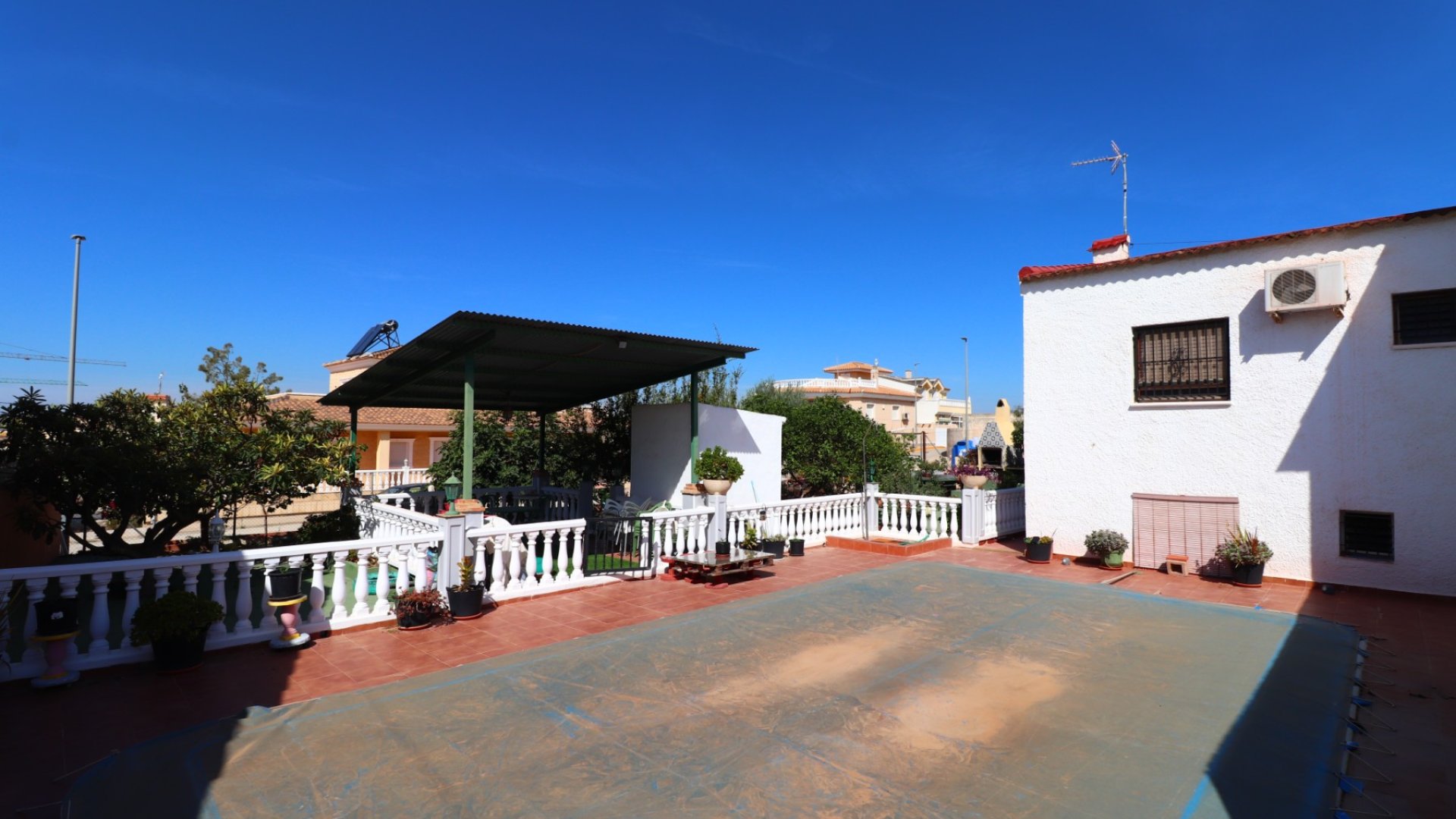 Resale - Villa -
Benijofar
