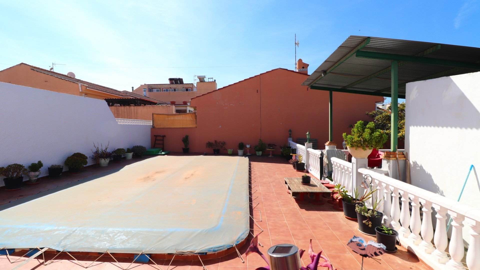 Resale - Villa -
Benijofar