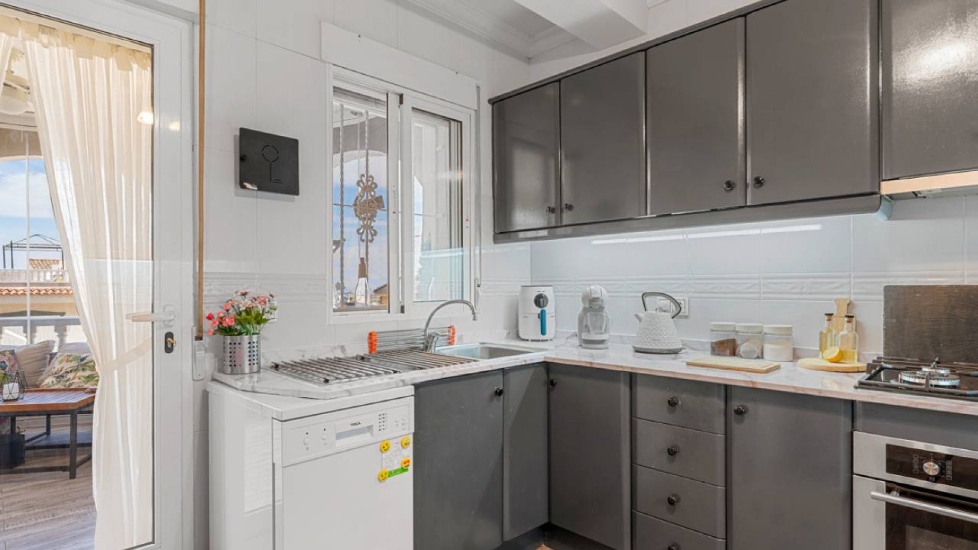 Resale - Villa -
Benijofar