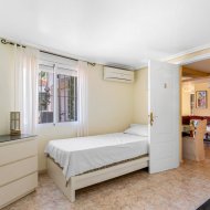 Resale - Villa -
Benijofar