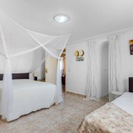 Resale - Villa -
Benijofar