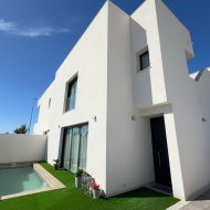 Resale - Villa -
Benijofar