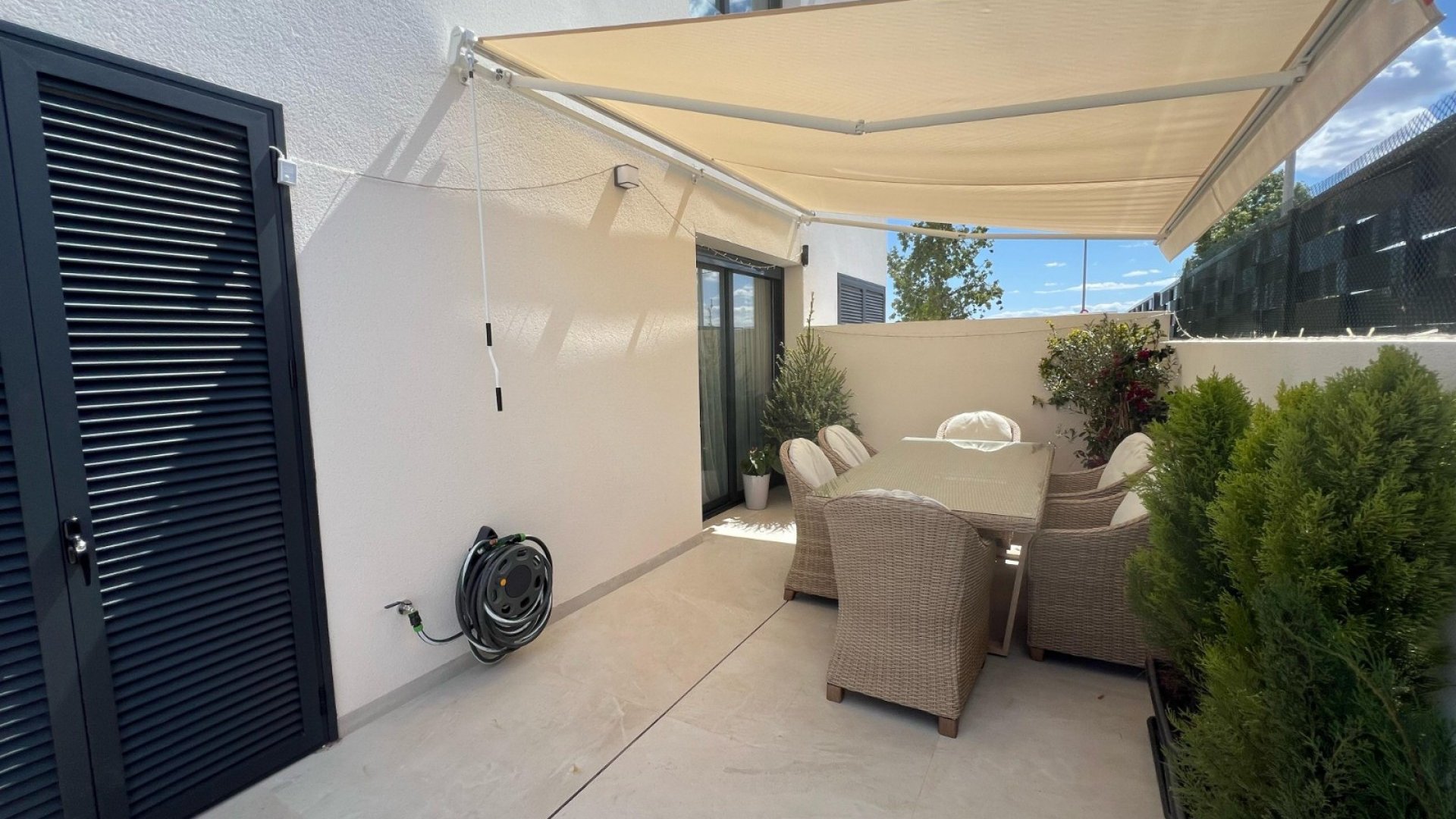 Resale - Villa -
Benijofar