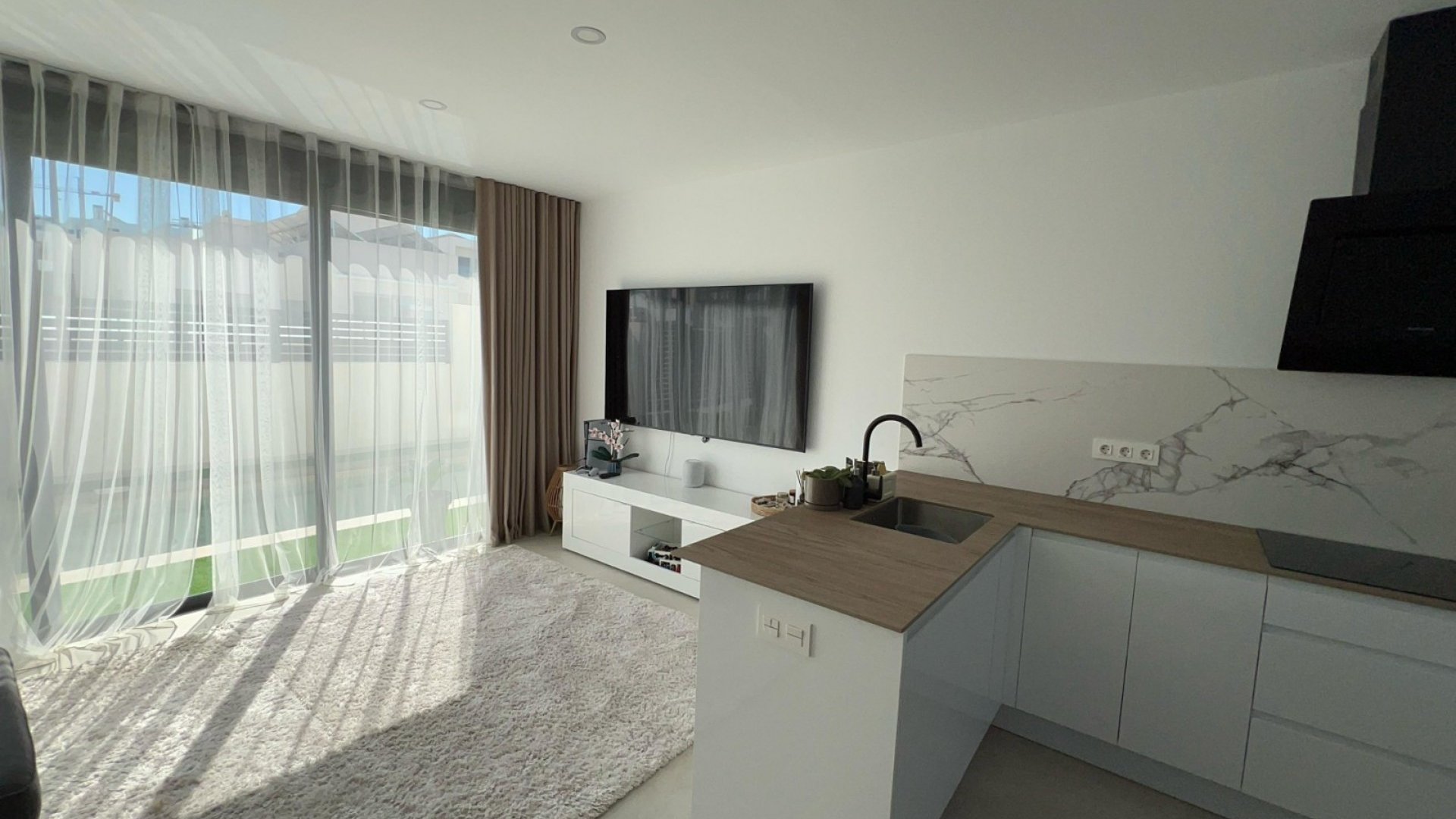 Resale - Villa -
Benijofar