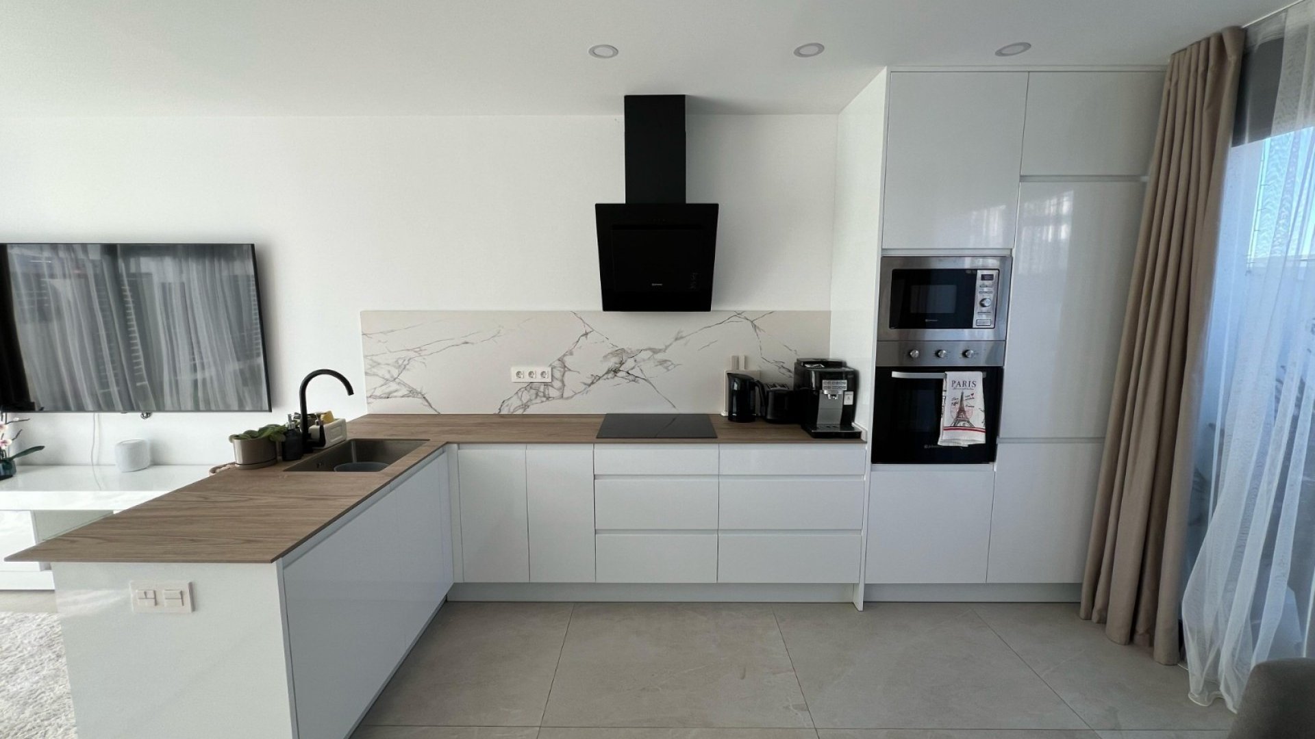 Resale - Villa -
Benijofar