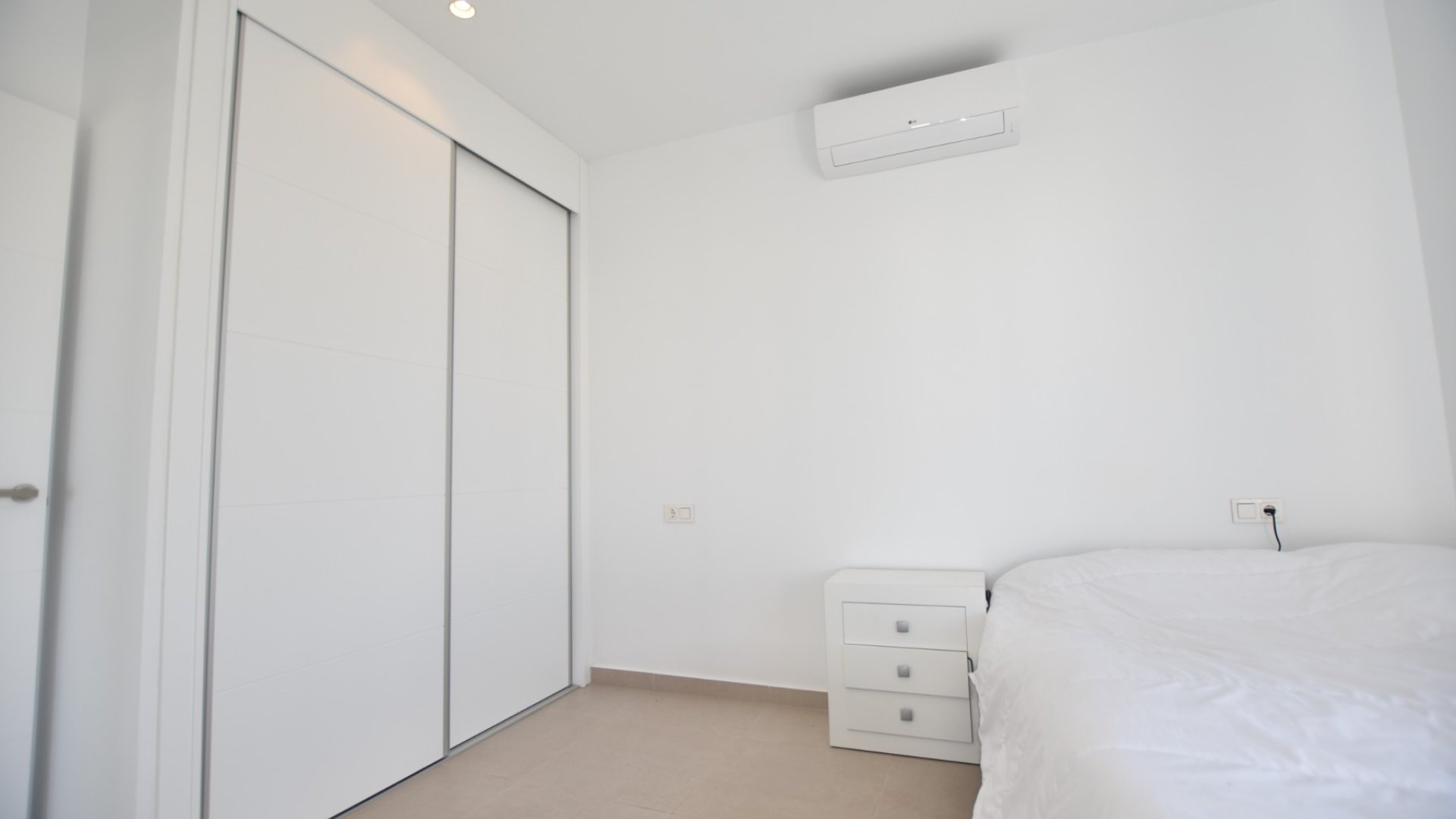 Resale - Villa -
Benijofar