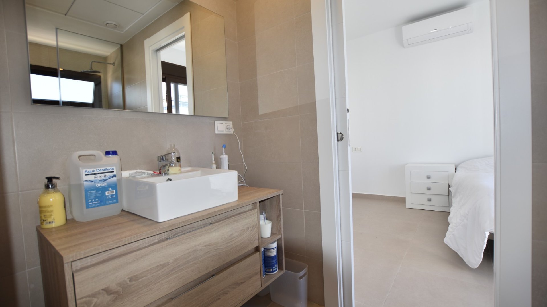 Resale - Villa -
Benijofar