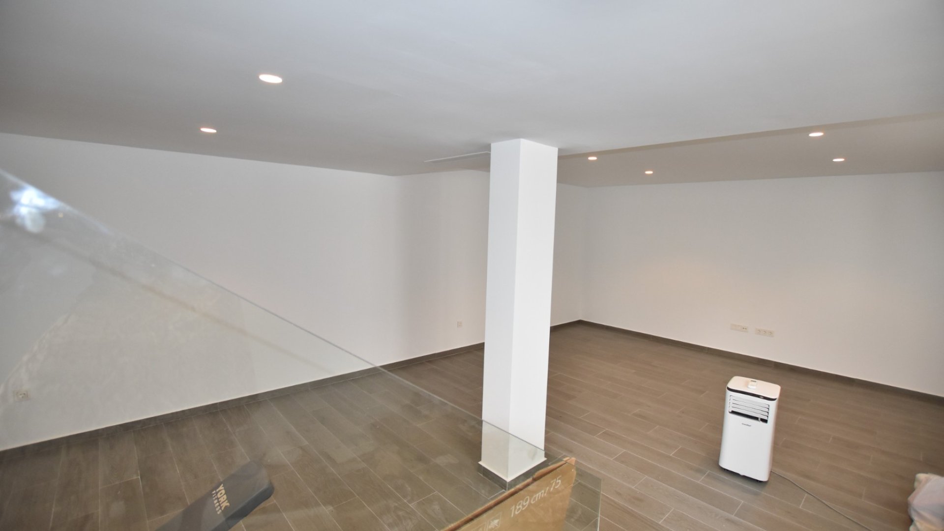 Resale - Villa -
Benijofar