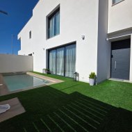 Resale - Villa -
Benijofar