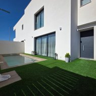 Resale - Villa -
Benijofar