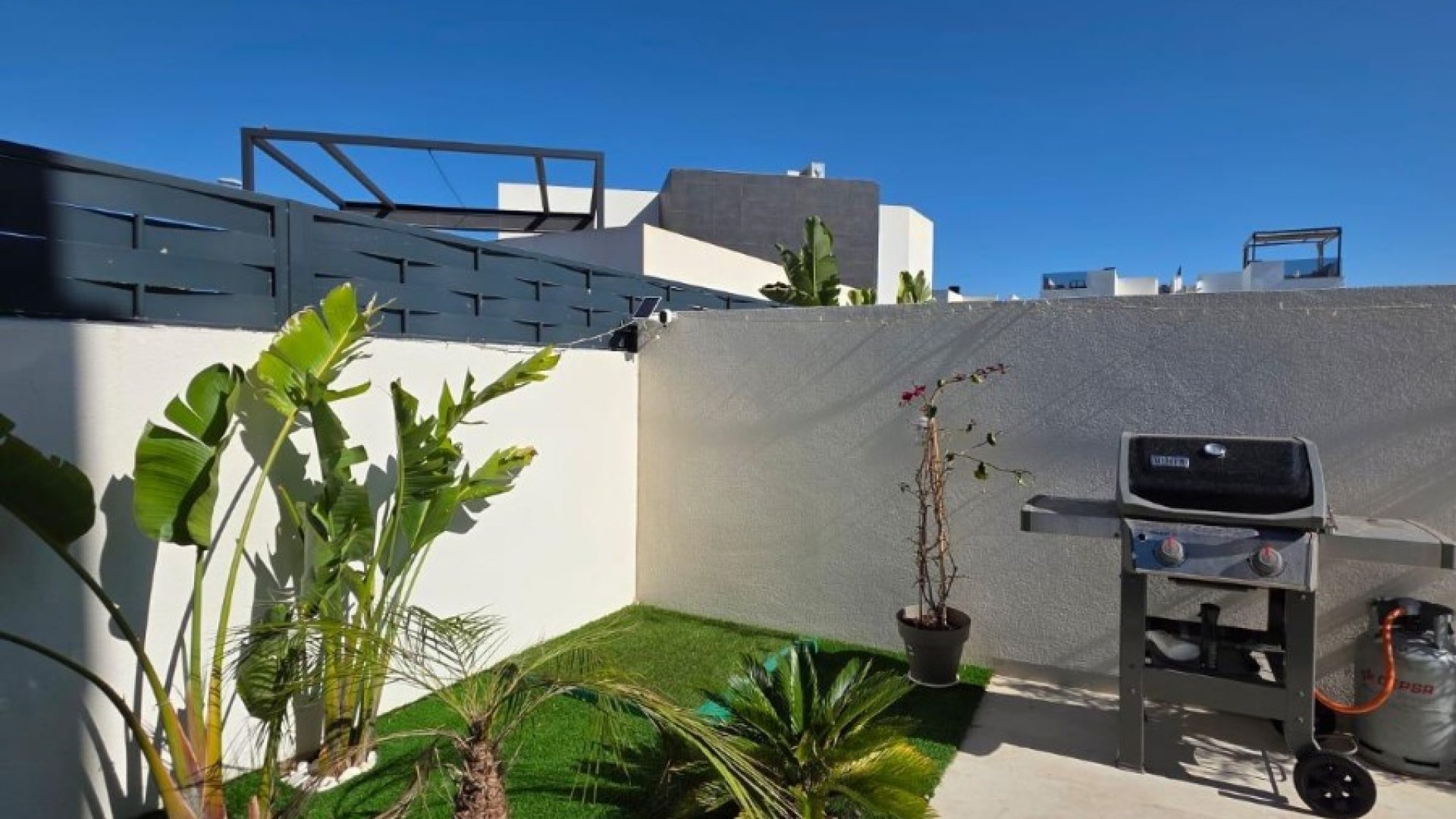 Resale - Villa -
Benijofar