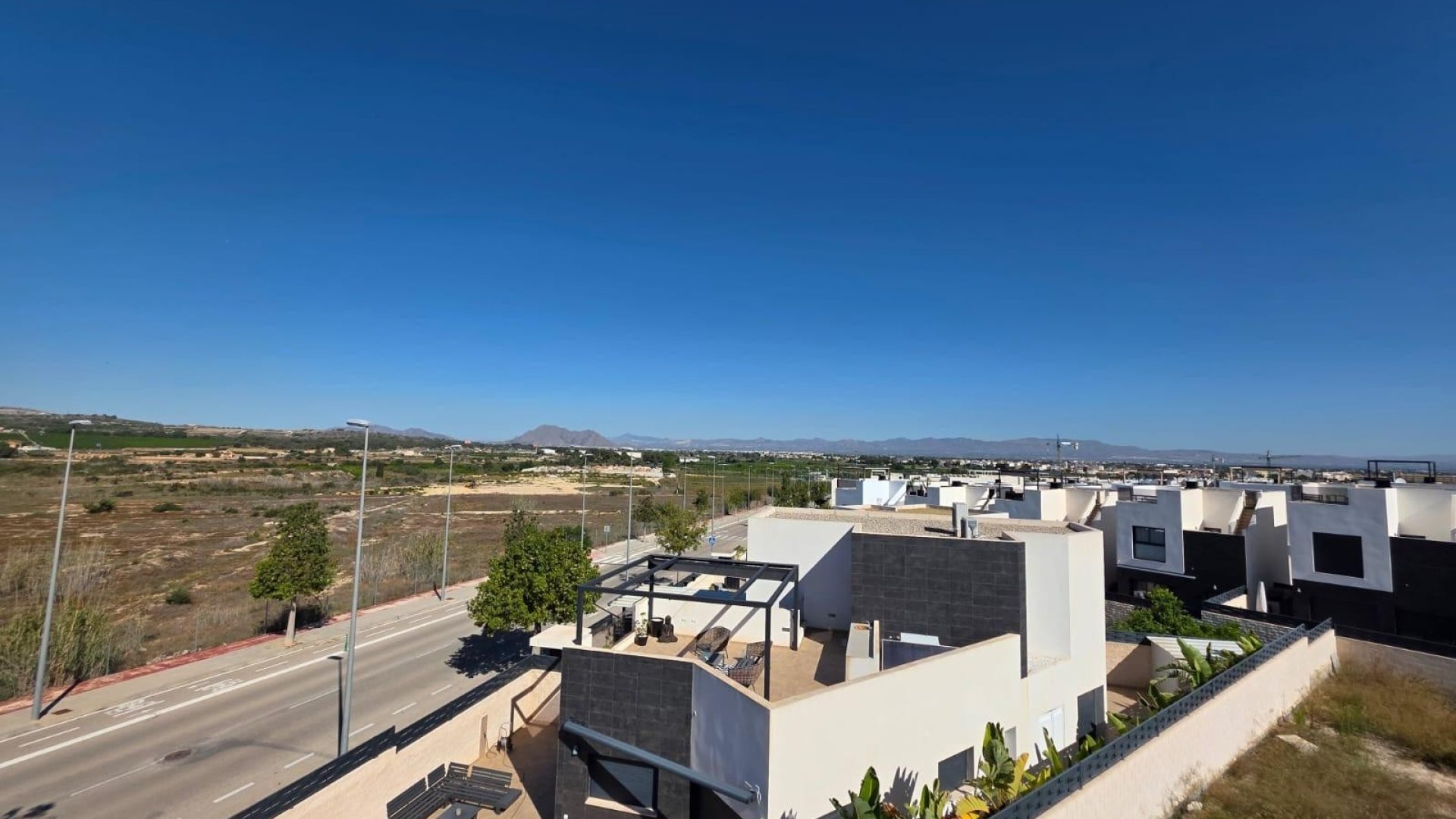 Resale - Villa -
Benijofar