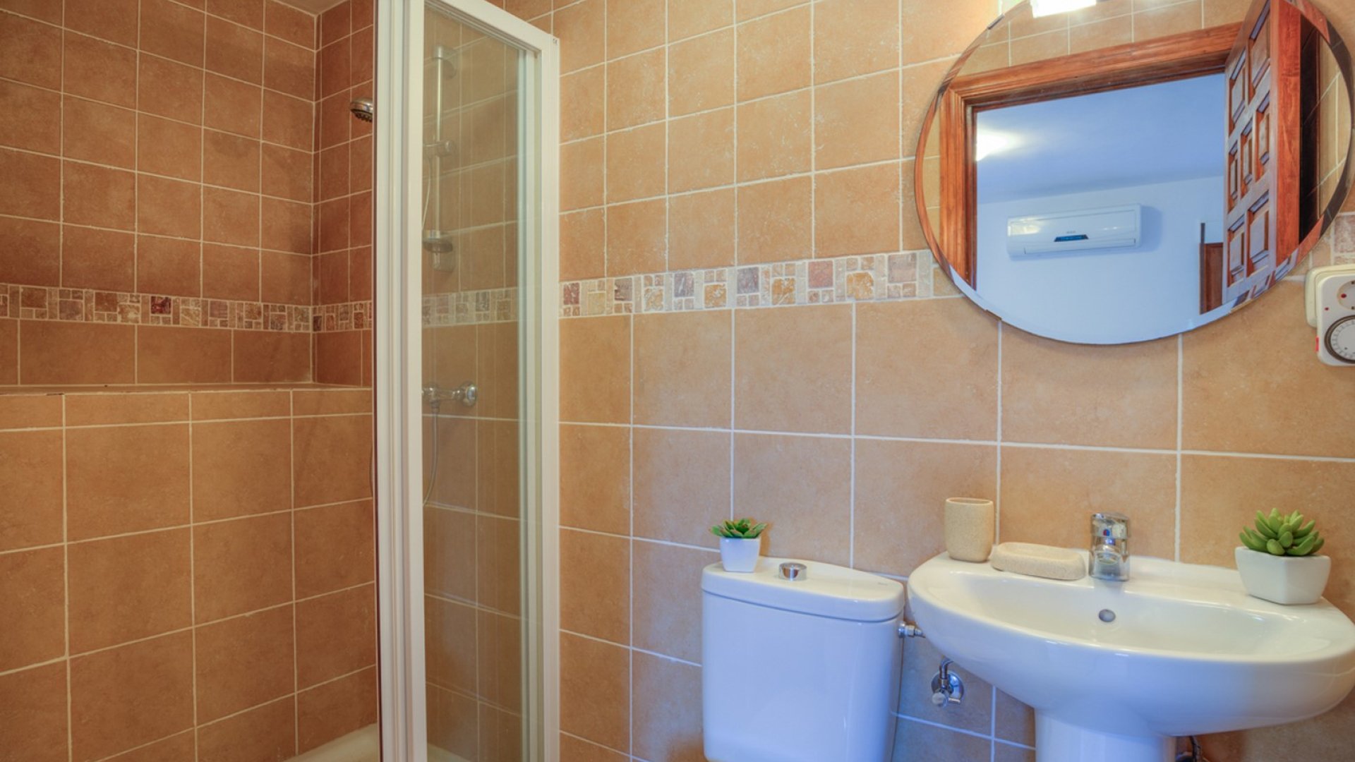 Resale - Villa -
Benissa - Montemar