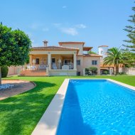 Resale - Villa -
Benissa