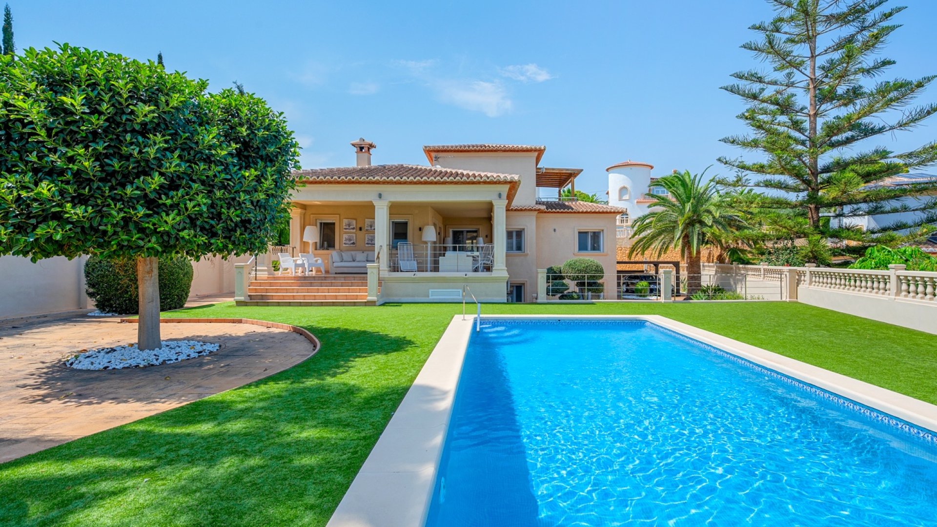 Resale - Villa -
Benissa