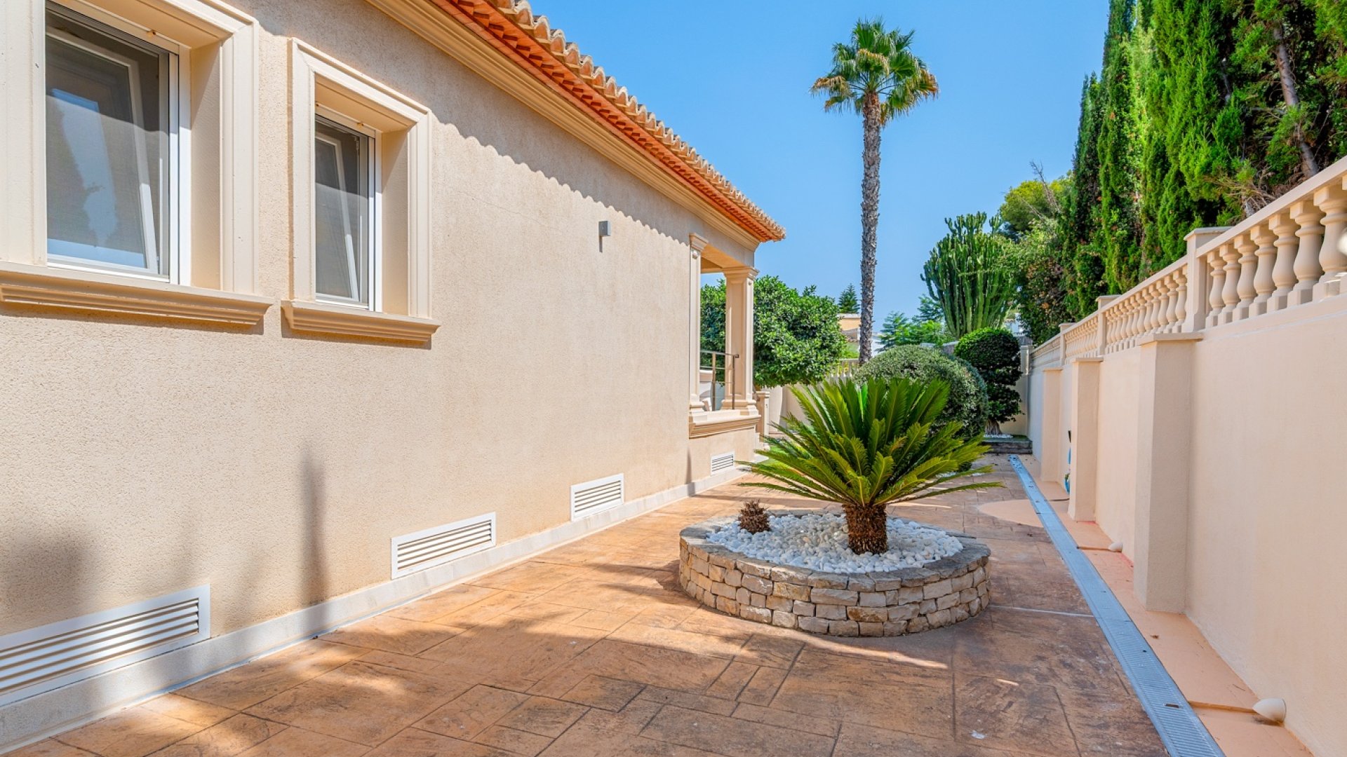 Resale - Villa -
Benissa