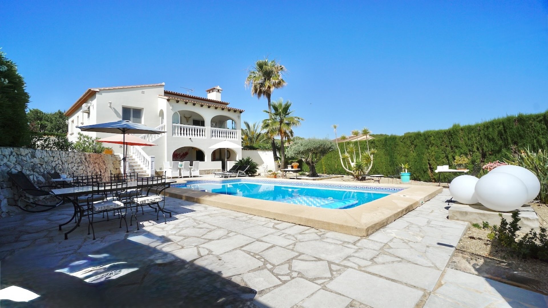 Resale - Villa -
Benitachell - Los Molinos