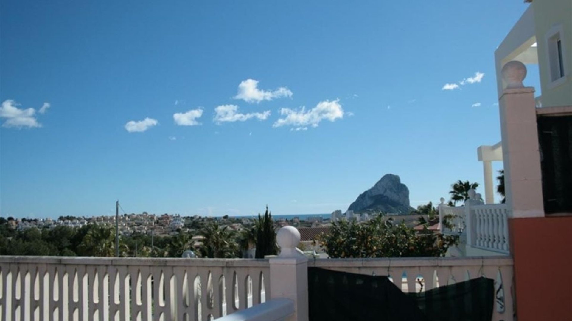 Resale - Villa -
Calpe - Gargasindi