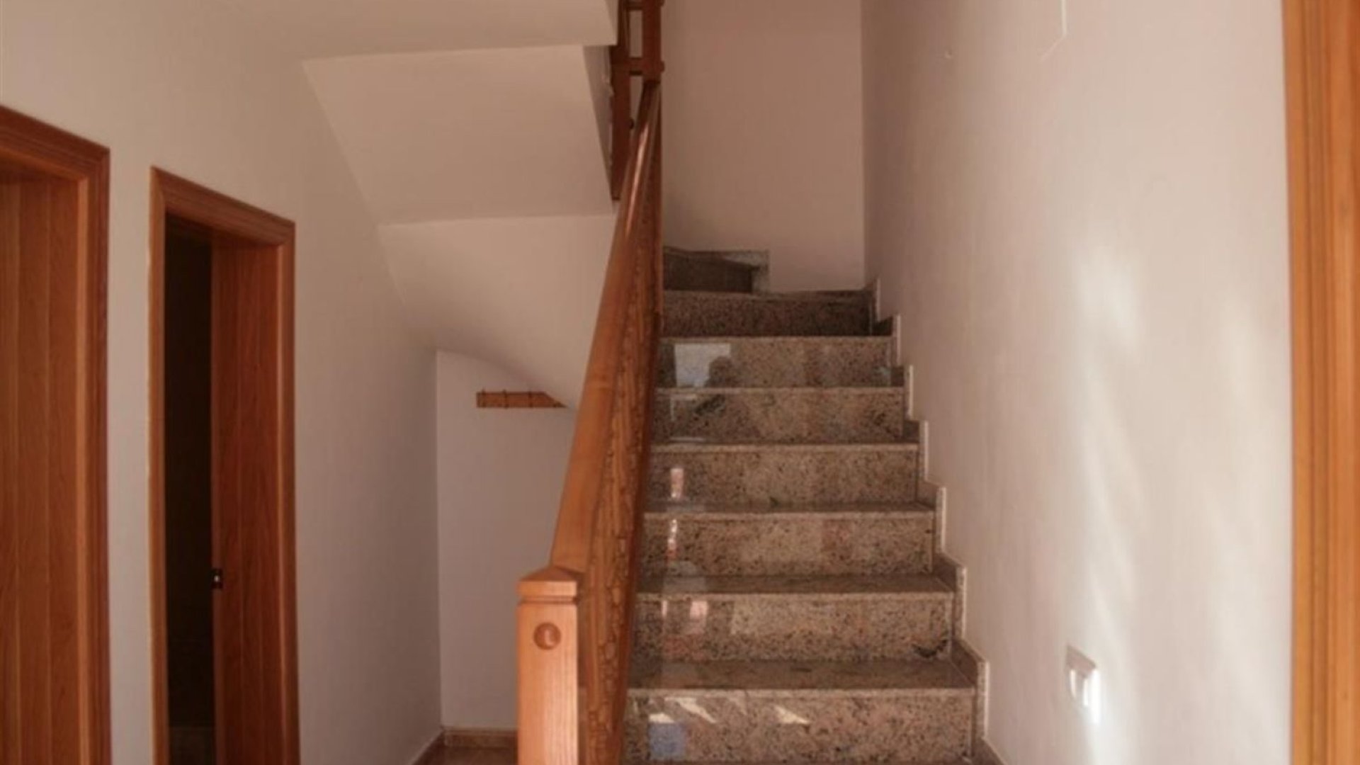 Resale - Villa -
Calpe - Gargasindi