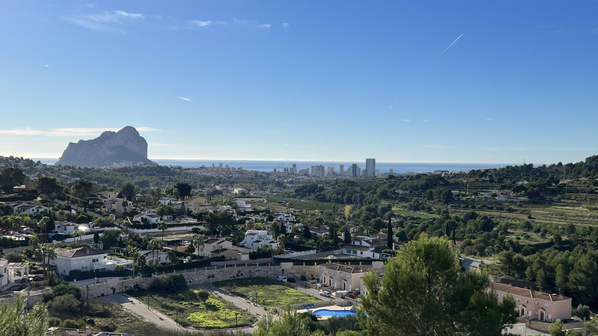 Resale - Villa -
Calpe - Urbanización