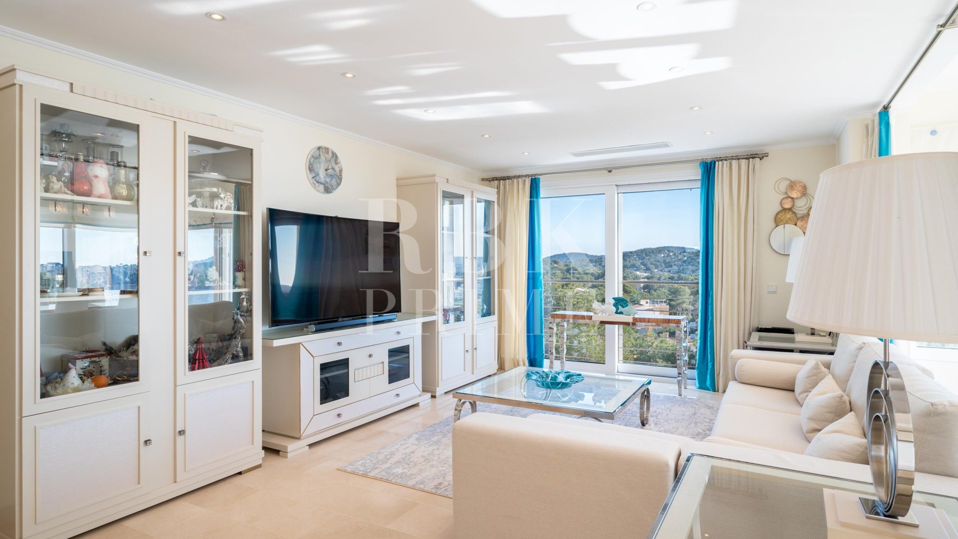 Resale - Villa -
Calvià - Costa de la Calma