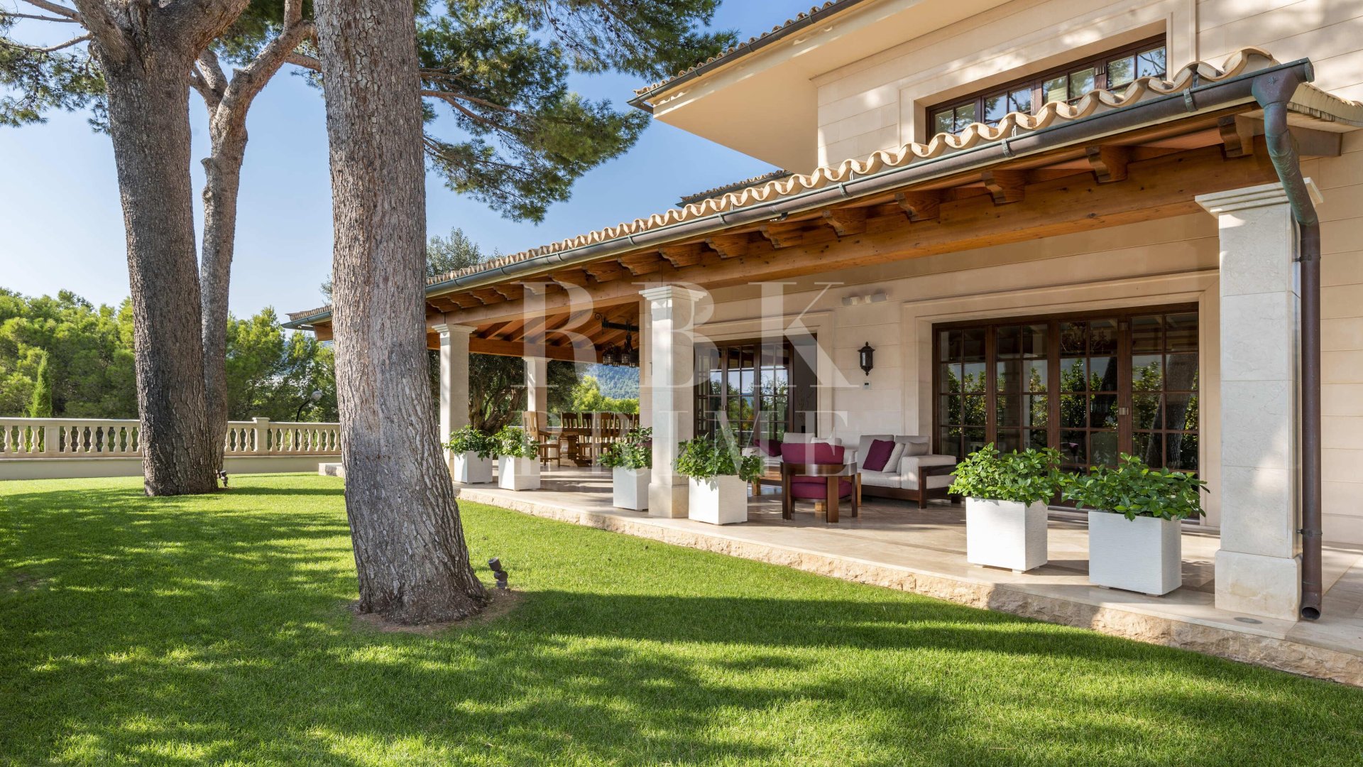 Resale - Villa -
Calvià - Peguera