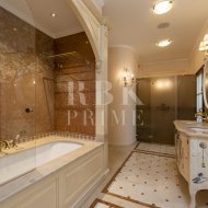 Resale - Villa -
Calvià - Peguera