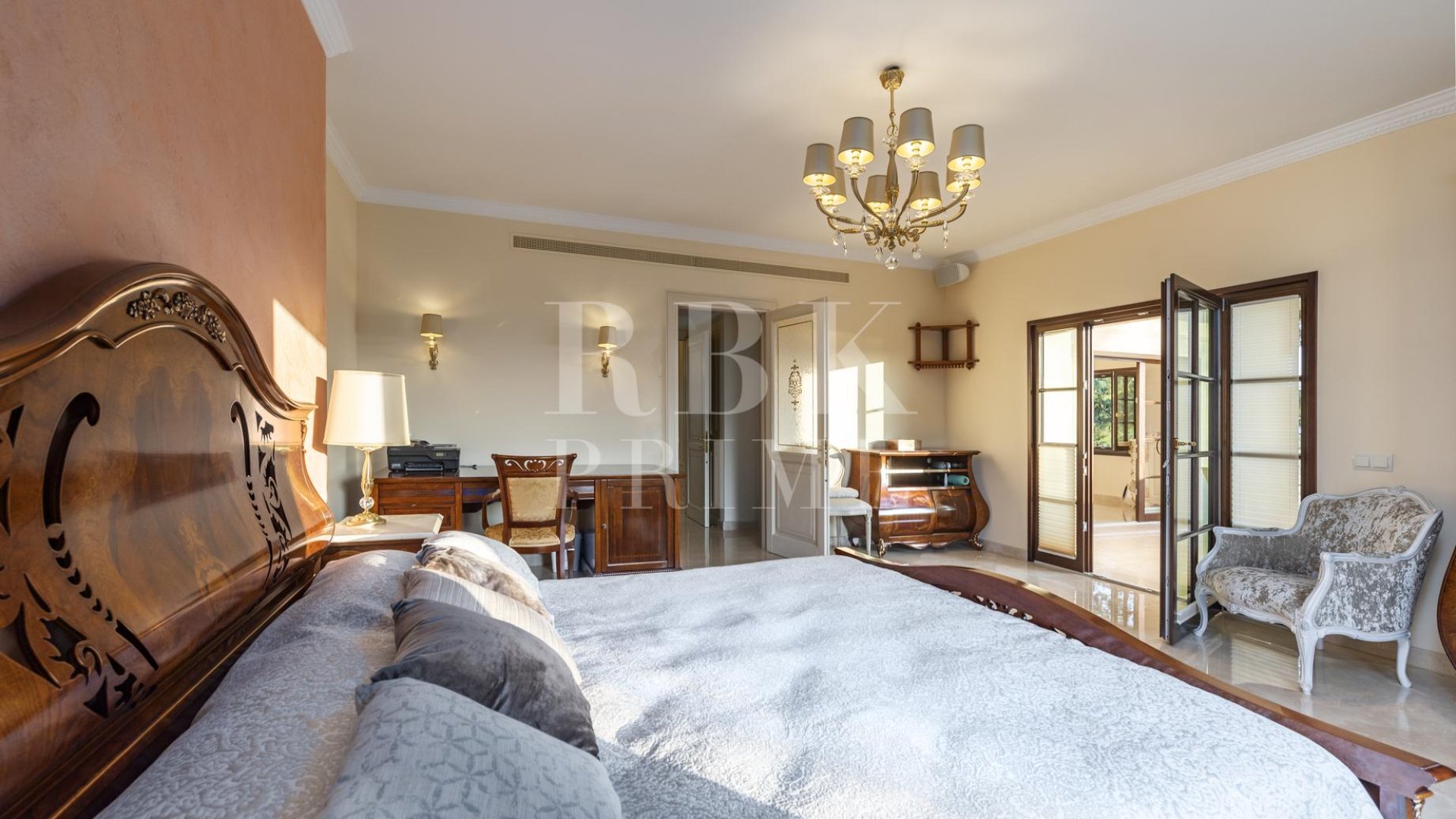 Resale - Villa -
Calvià - Peguera