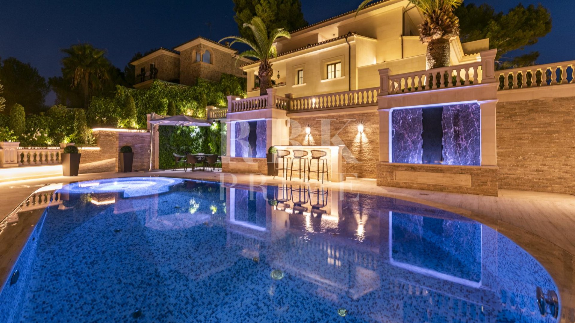 Resale - Villa -
Calvià - Peguera
