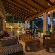Resale - Villa -
Calvià - Peguera