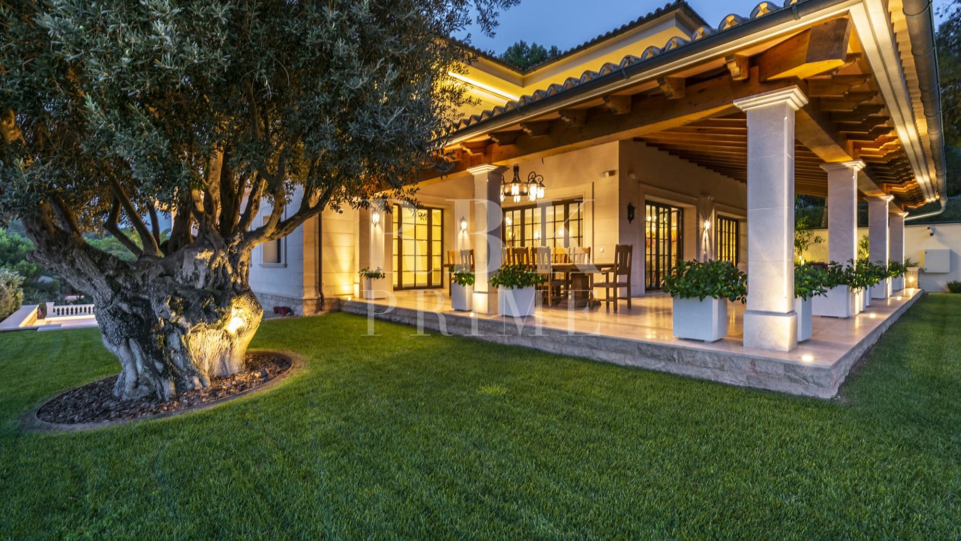 Resale - Villa -
Calvià - Peguera