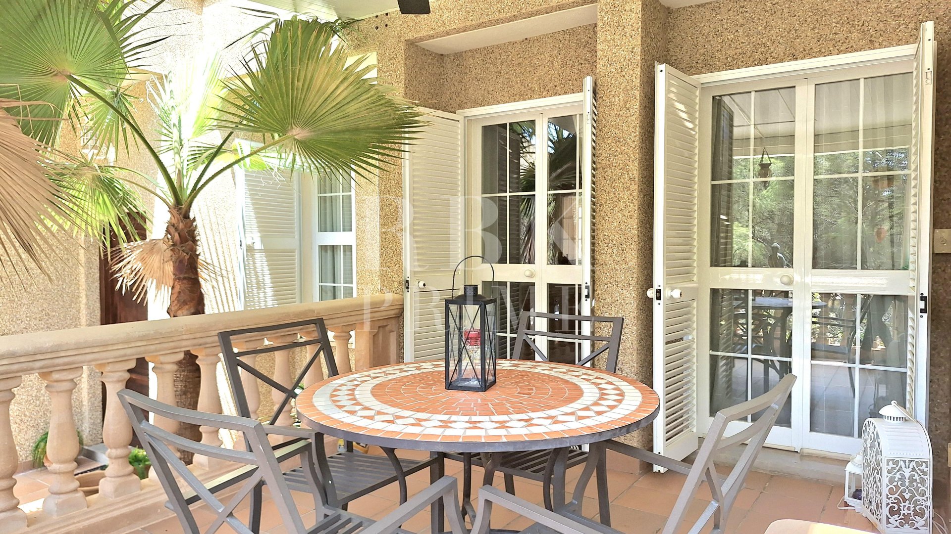 Resale - Villa -
Calvià - Peguera