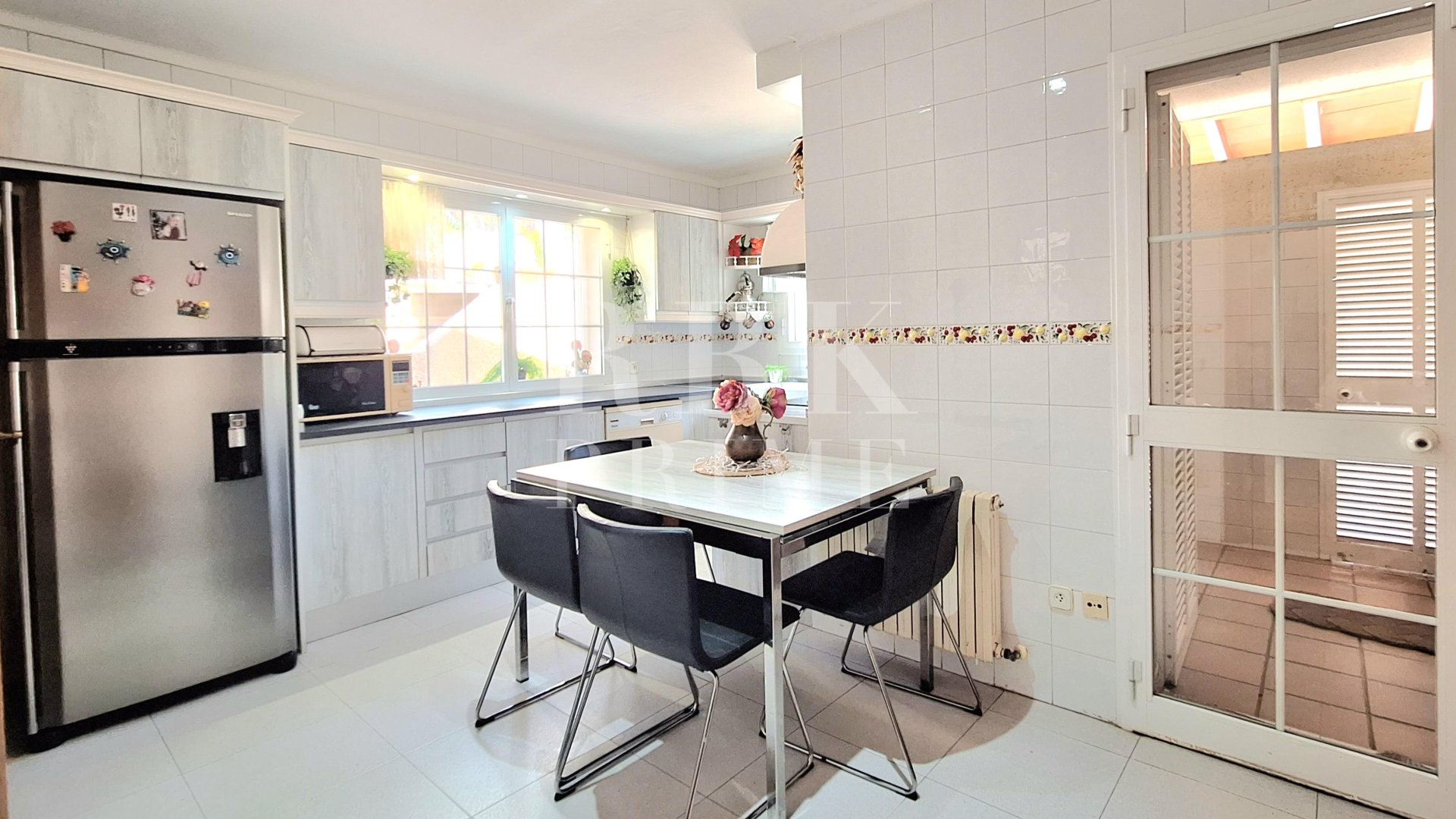 Resale - Villa -
Calvià - Peguera