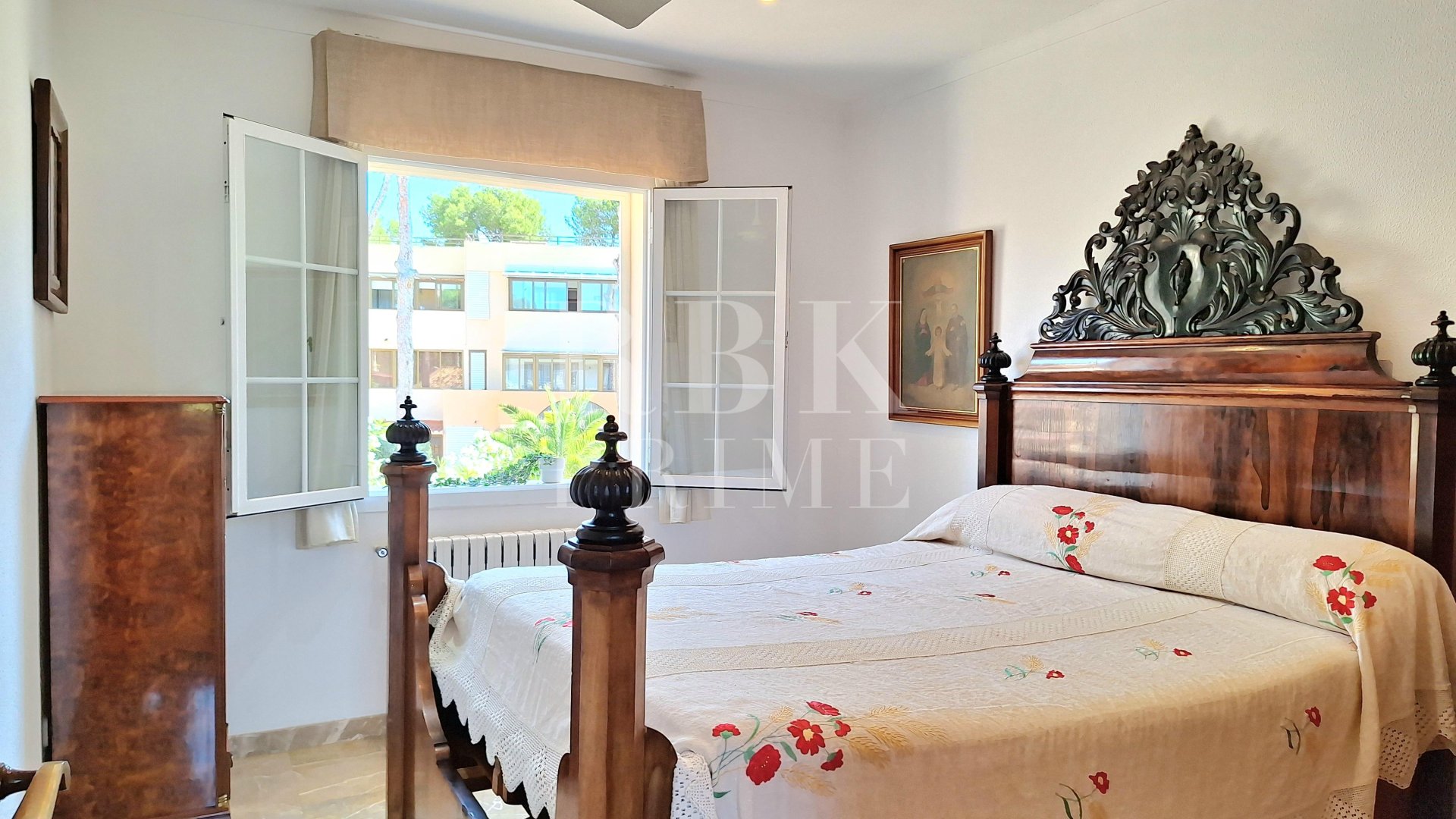 Resale - Villa -
Calvià - Peguera