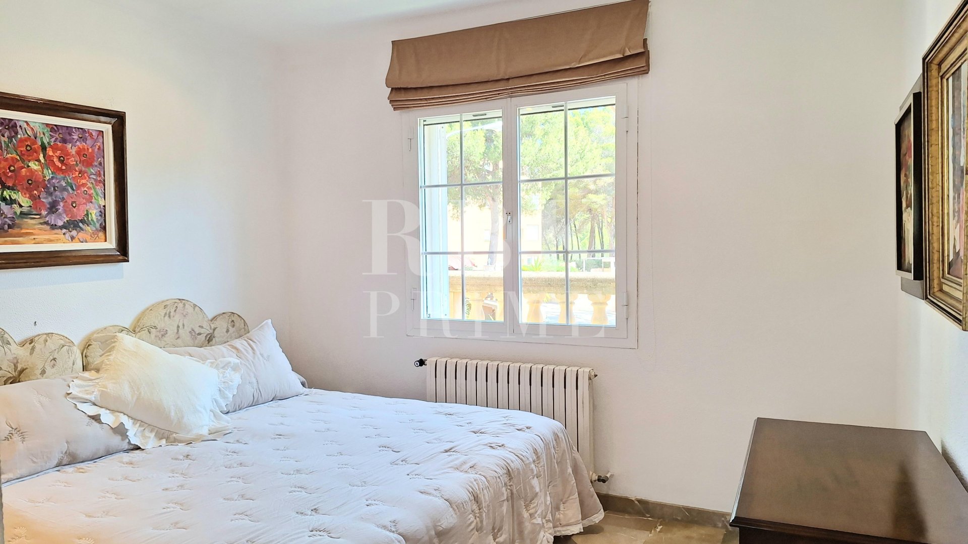 Resale - Villa -
Calvià - Peguera