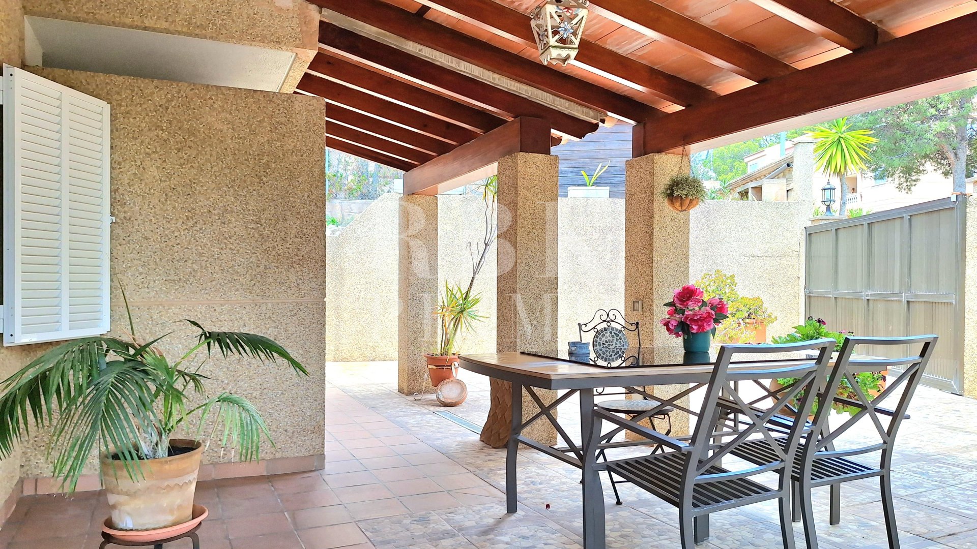 Resale - Villa -
Calvià - Peguera