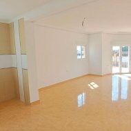 Resale - Villa -
Catral