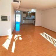 Resale - Villa -
Catral