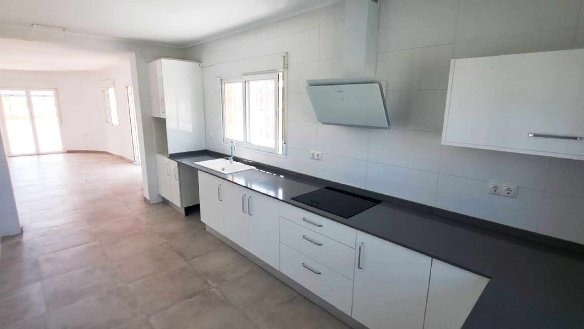 Resale - Villa -
Catral
