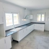 Resale - Villa -
Catral